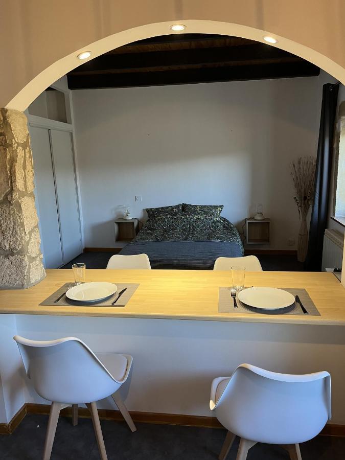 Studio De Charme Au Coeur De Valréas Eksteriør billede
